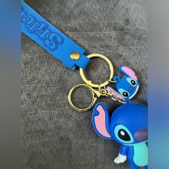 Stitch Keychain, New - Picture 3 of 4